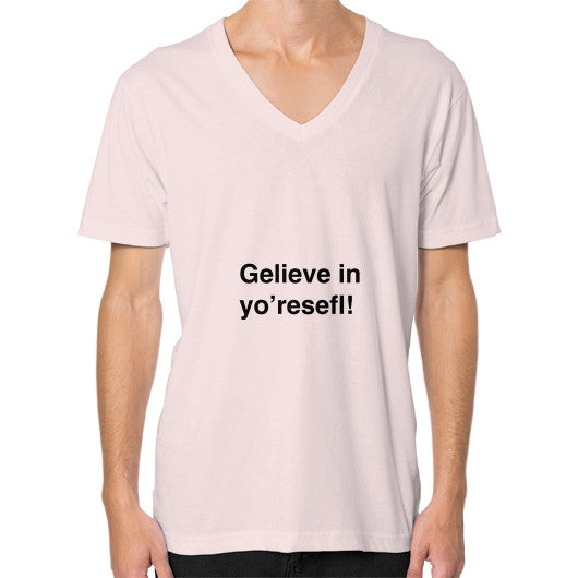 V-Neck (on man) Light pink unorthodoxy