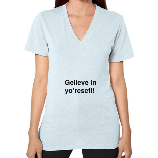 V-Neck (on woman) Light blue unorthodoxy
