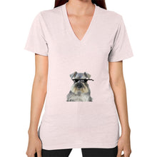 V-Neck (on woman) Light pink unorthodoxy